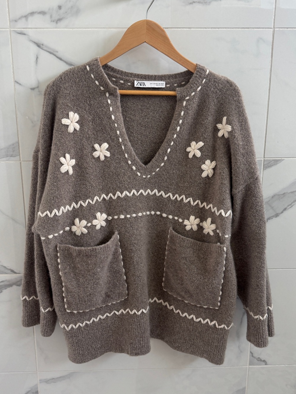 Zara Taupe V-Neck sweater - 77% wool & yak fiber - oversized slouchy style XS/S